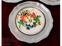 Καλαίσθητο πιάτο, σουπλά, λουλούδια