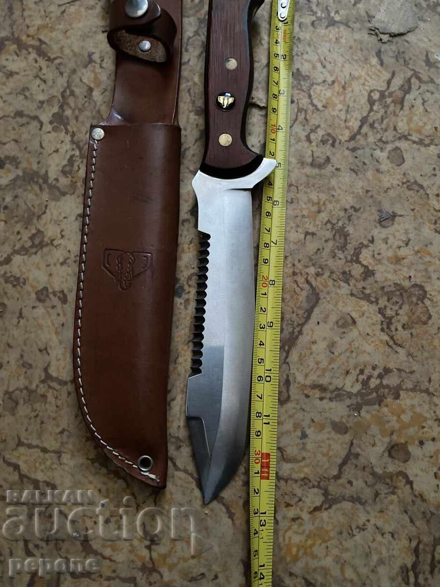 Μαχαίρι με τιμή 150.00 BGN | € 76.69