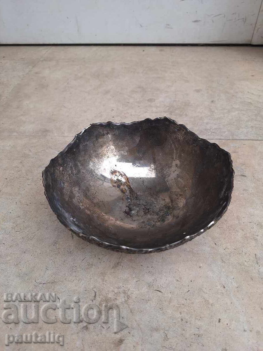 Посребрена панера с цена 20.00 лв. | € 10.23