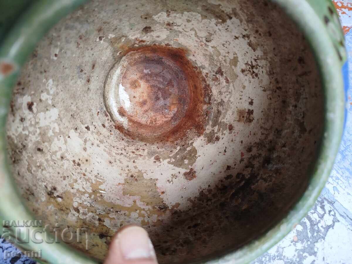 Παράδοση Παλιό πήλινο σκεύος, γκιουβέτσι