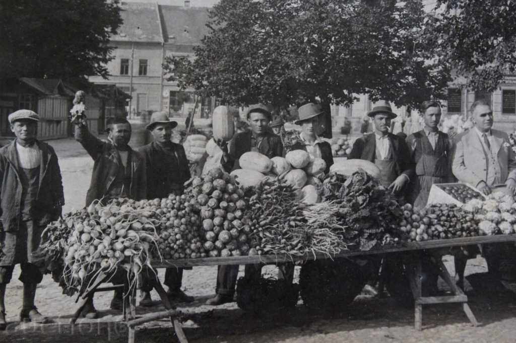 ПАЗАР СЕРГИИ ГРАДИНАРИ ТЪРГОВЕЦ ЦАРСТВО БЪЛГАРИЯ СНИМКА ПАЗАР СЕРГИИ ГРАДИНАРИ ТЪРГОВЕЦ ЦАРСТВО БЪЛГАРИЯ СНИМКА