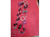 Αρχαίο κολιέ με σμάλτο