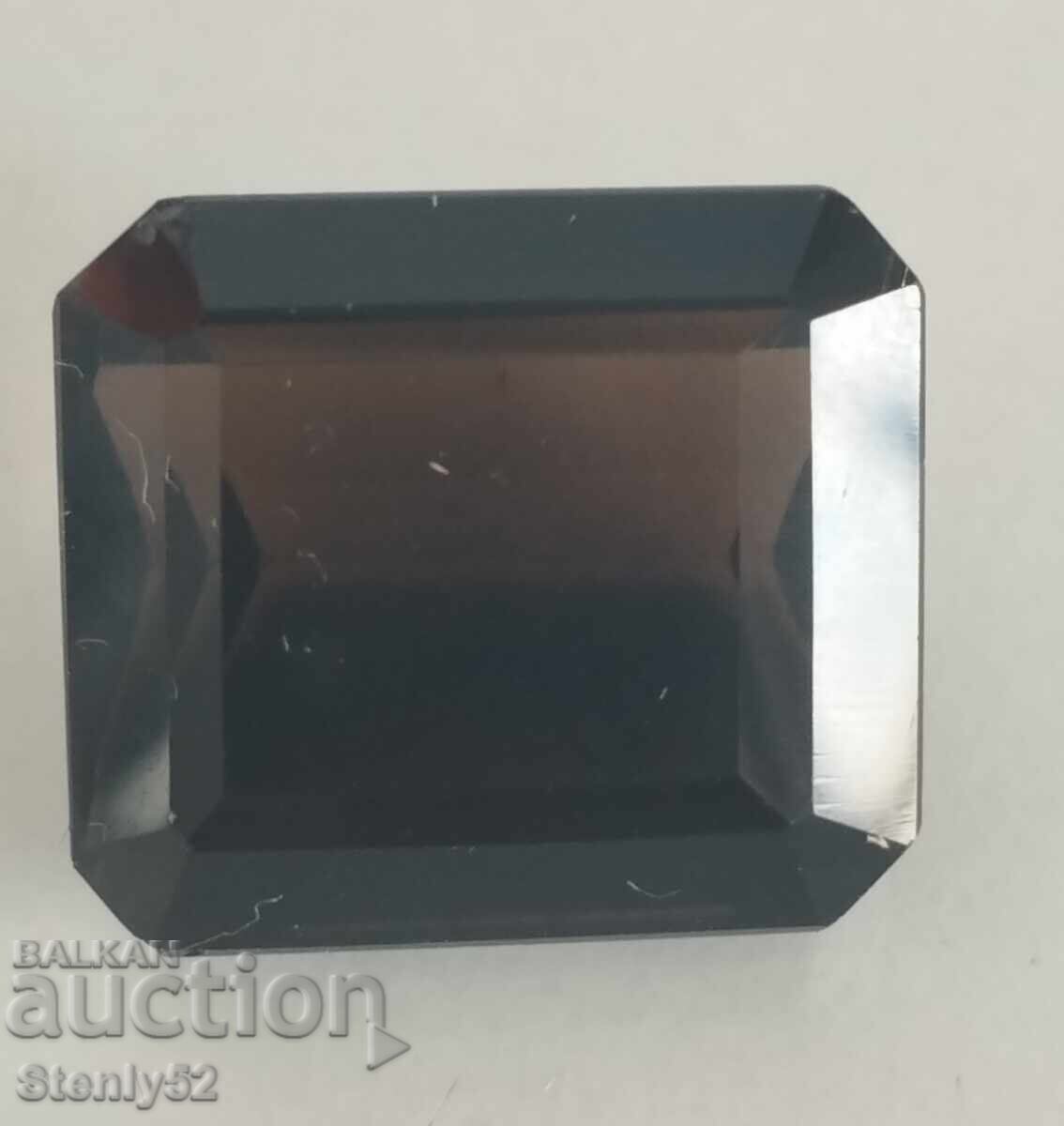 Φυσικό πέτρωμα, Μαύρος σπινέλιος, επεξεργασμένο