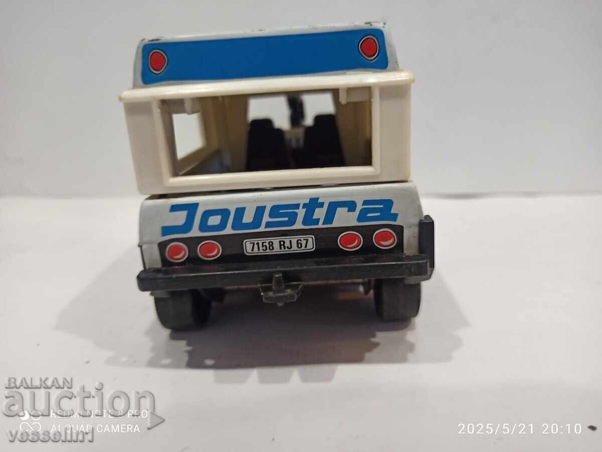 Auction  Old toy car reporter Land Rover French jeep