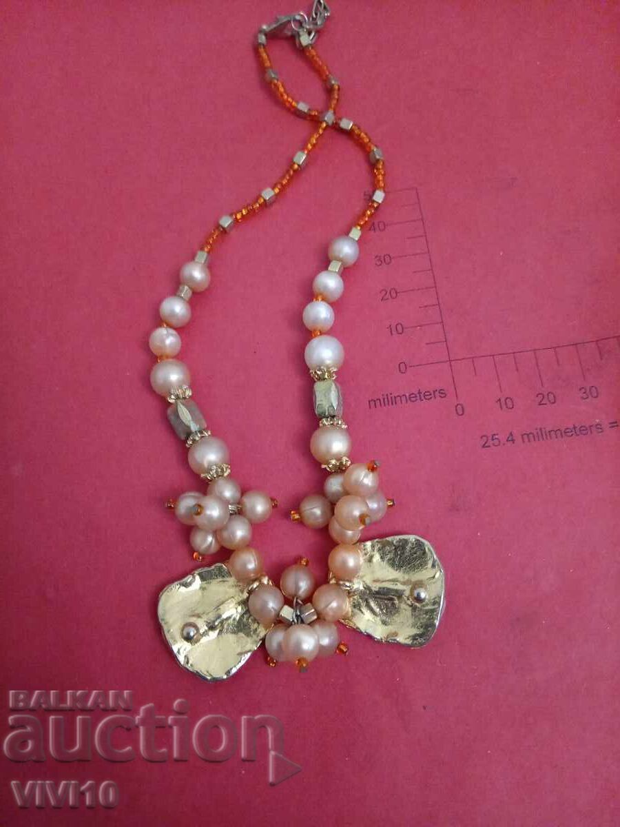 Старинно колие с емаил с цена 30.00 лв. | € 15.34