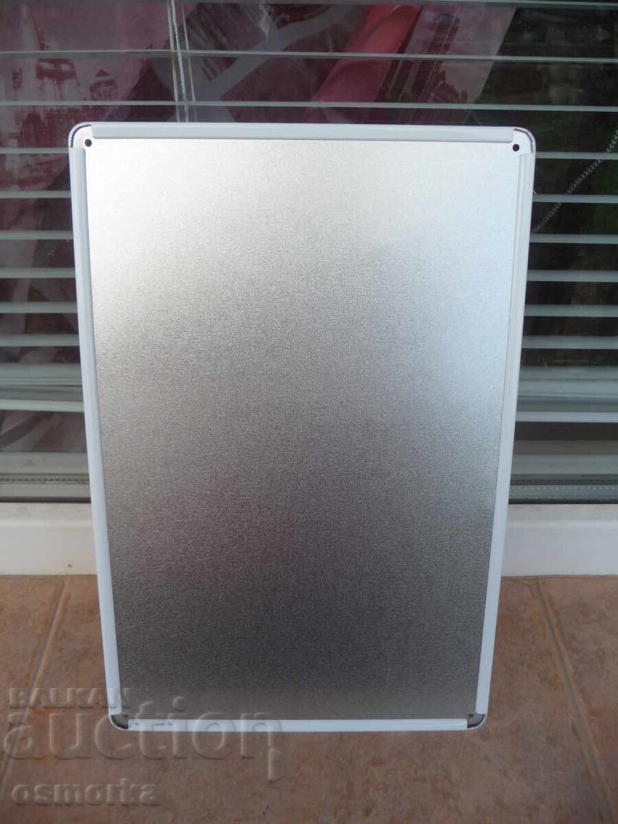 Auction  Metal sign various The world is full of princesses be a wild boy