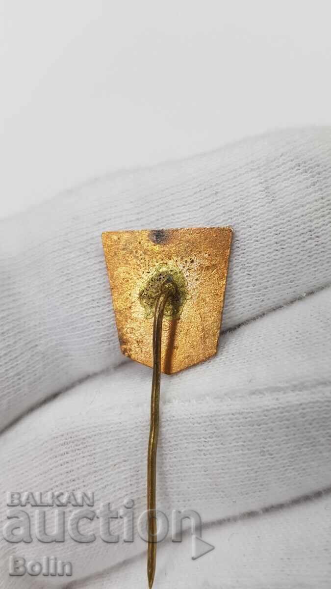 Доставка на Рядка футболна значка, знак - Ботев Враца 1923 г. комунизъм Доставка на Рядка футболна значка, знак - Ботев Враца 1923 г. комунизъм