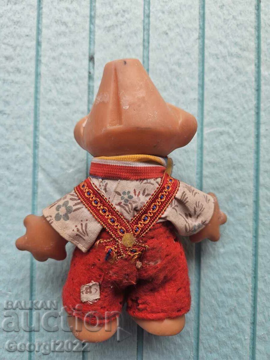 Jucărie veche din cauciuc cu preț 19.00 BGN | € 9.71