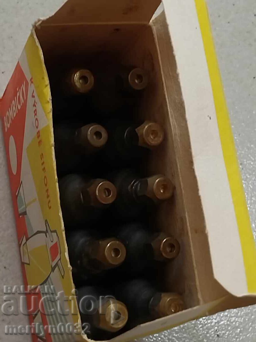 Комплект патрони за газирана вода сода шише бутилка - 7 Комплект патрони за газирана вода сода шише бутилка - 7