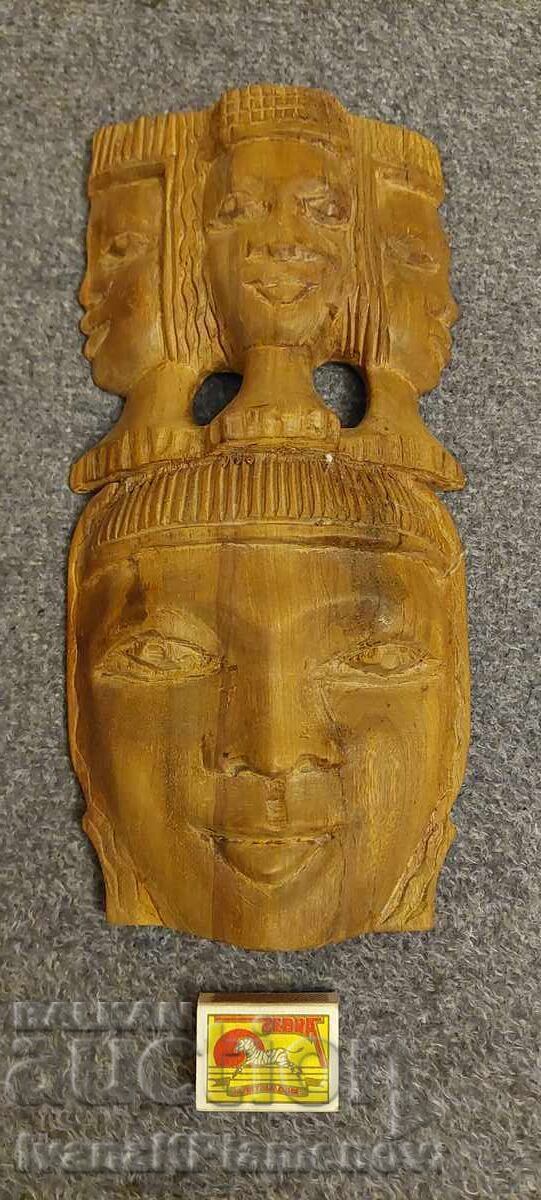 Dŭrvorezba ot masiv za tseniteli, otlichna - 5