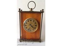 Ceas de șemineu „MOLNIYA”