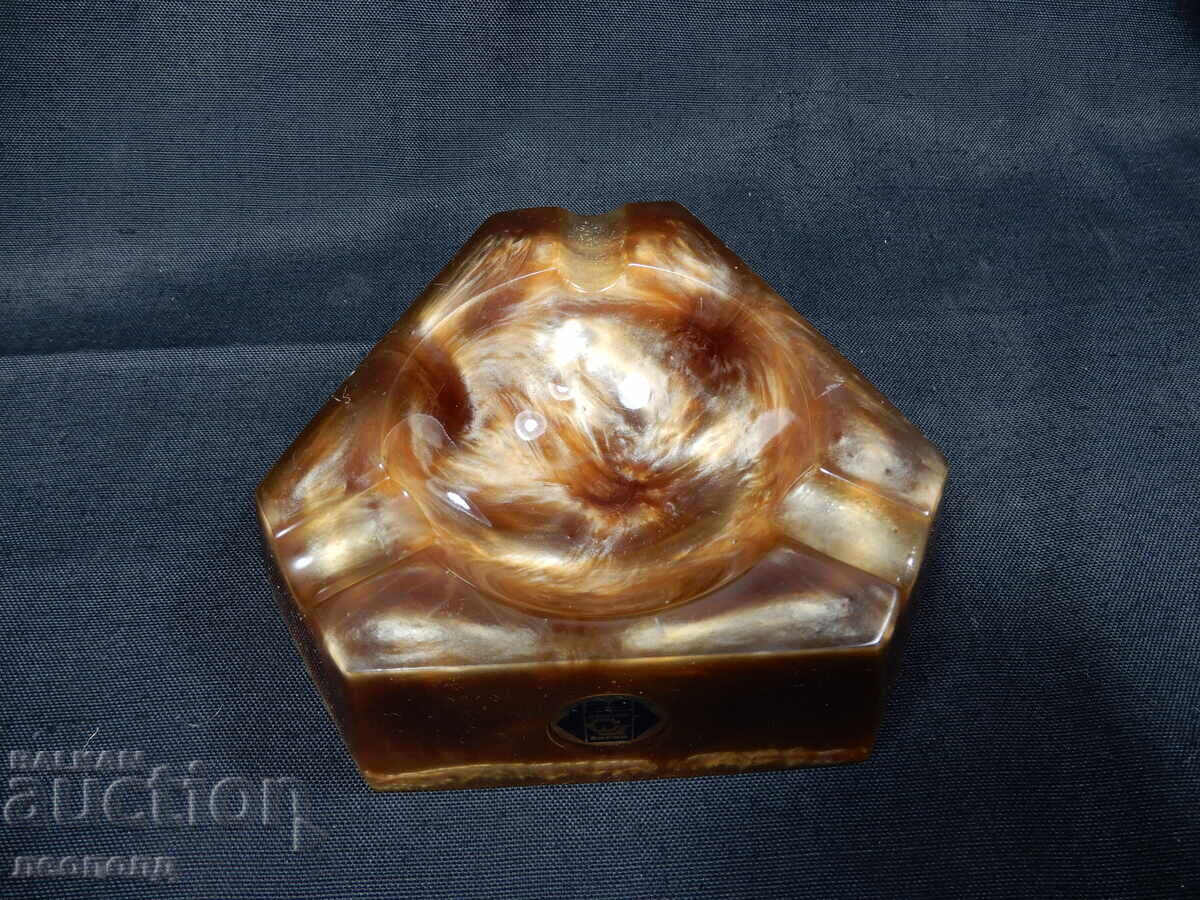 STAR RETRO SOCIALIST NRB ASHTRAY CATALIN with price € 5.00 | 9.78 BGN