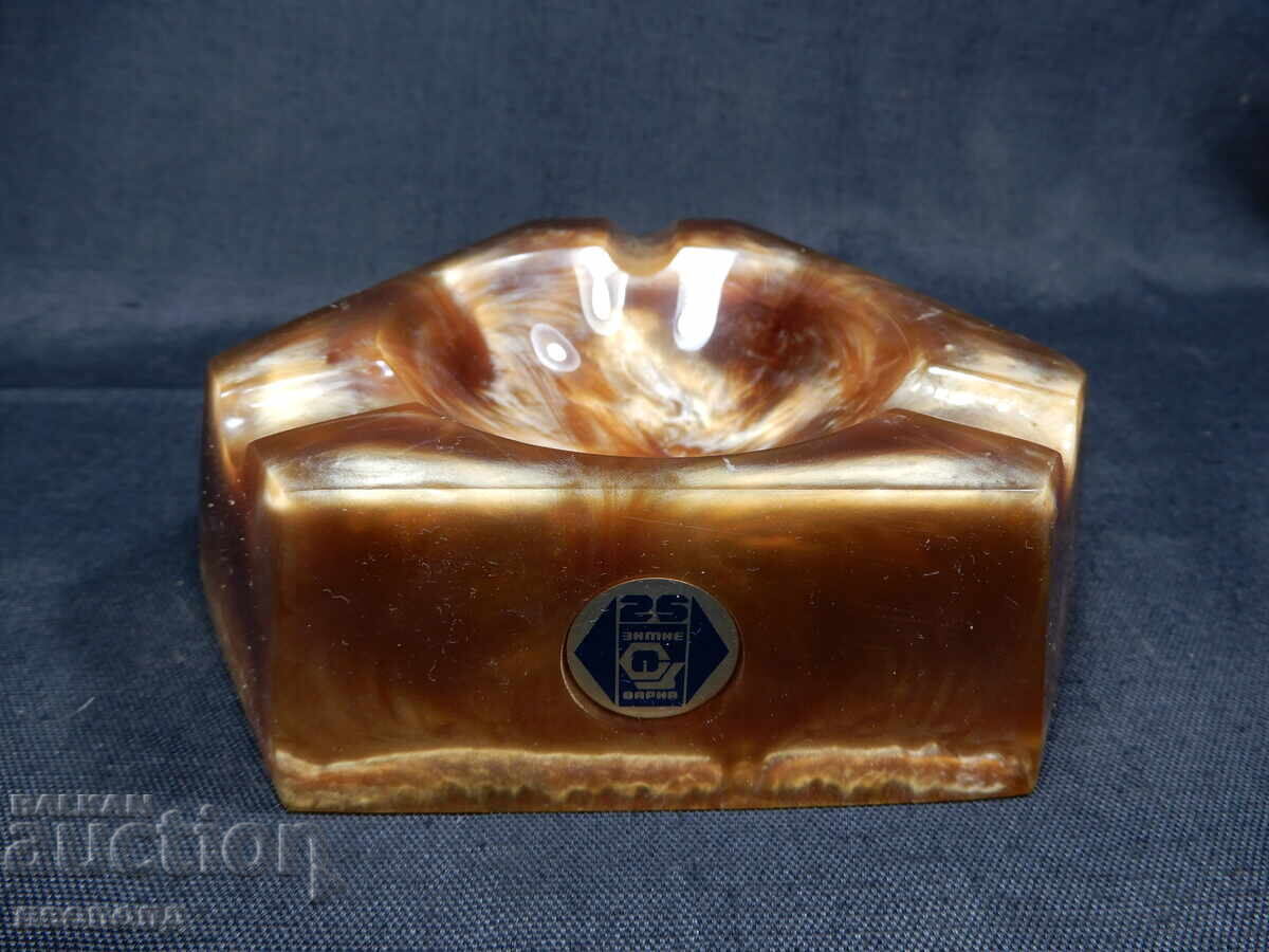 STAR RETRO SOCIALIST NRB ASHTRAY CATALIN