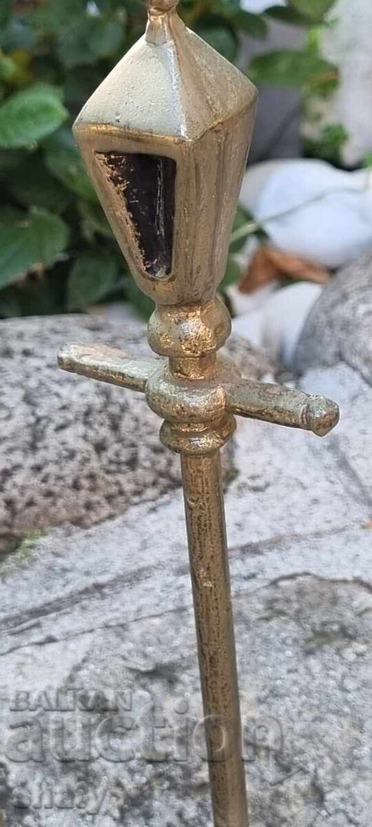 Доставка на Бронзова фигура. Доставка на Бронзова фигура.