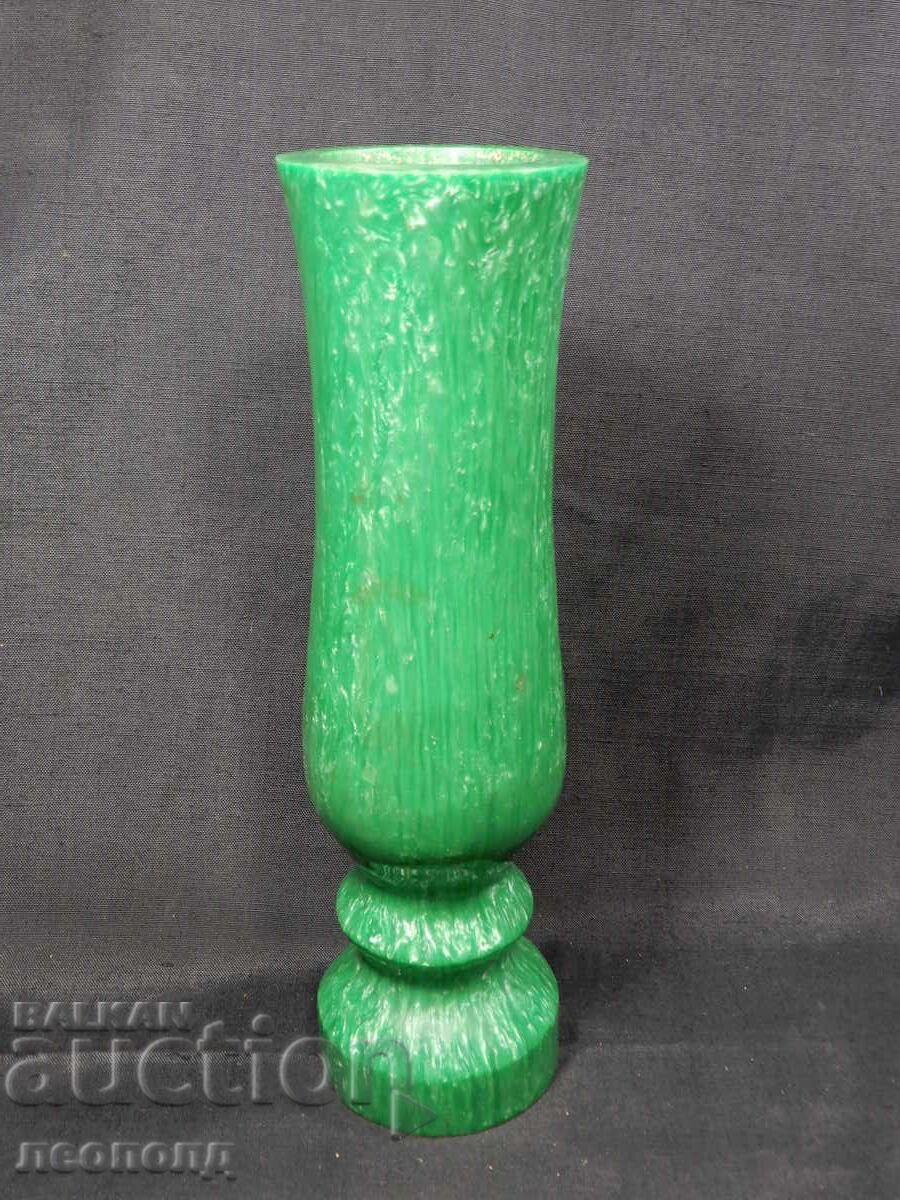 OLD RETRO SOCIALIST NRB VASE CATALIN OLD RETRO SOCIALIST NRB VASE CATALIN