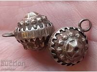 Două mărgele etnografice de argint pentru ciucure, mătănii