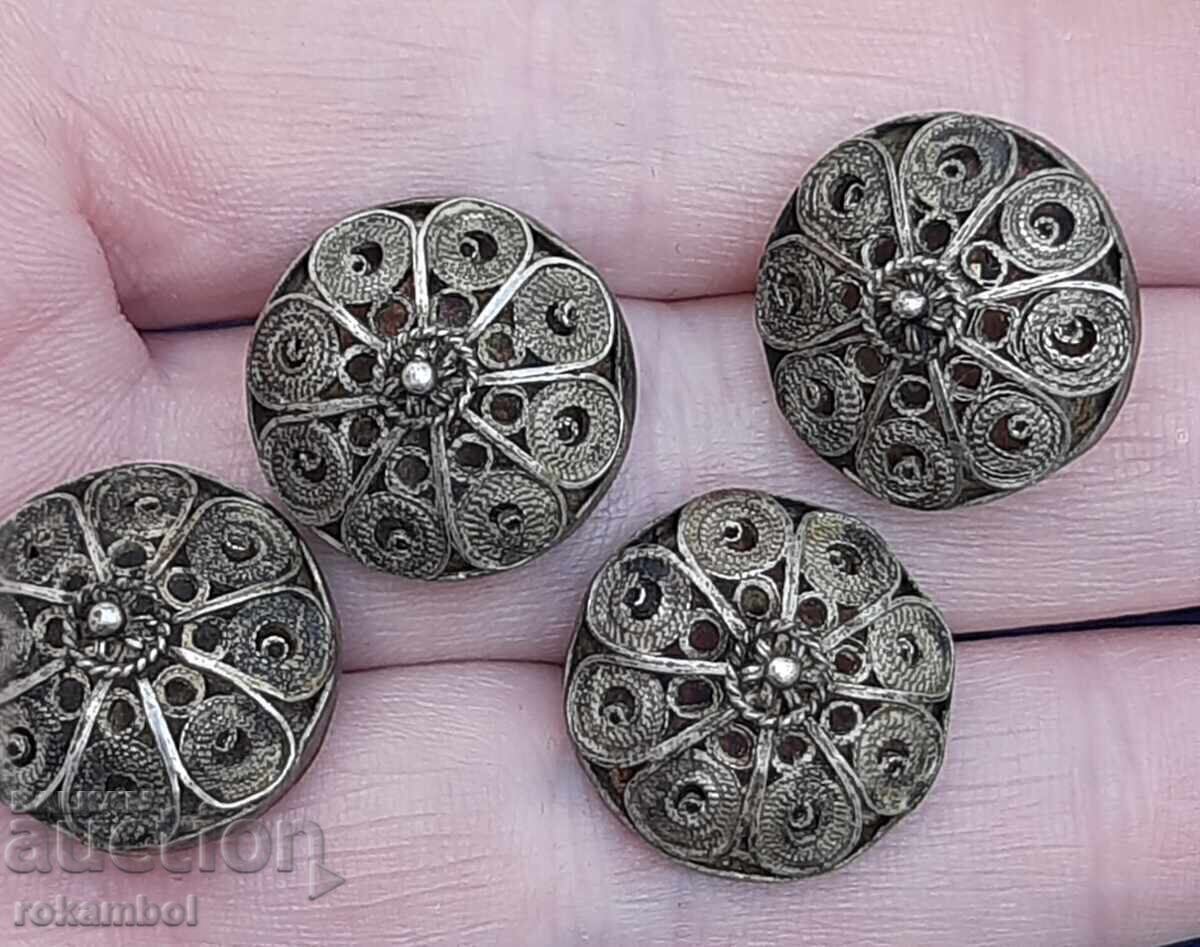 Set de nasturi argintii etnografici, filigran
