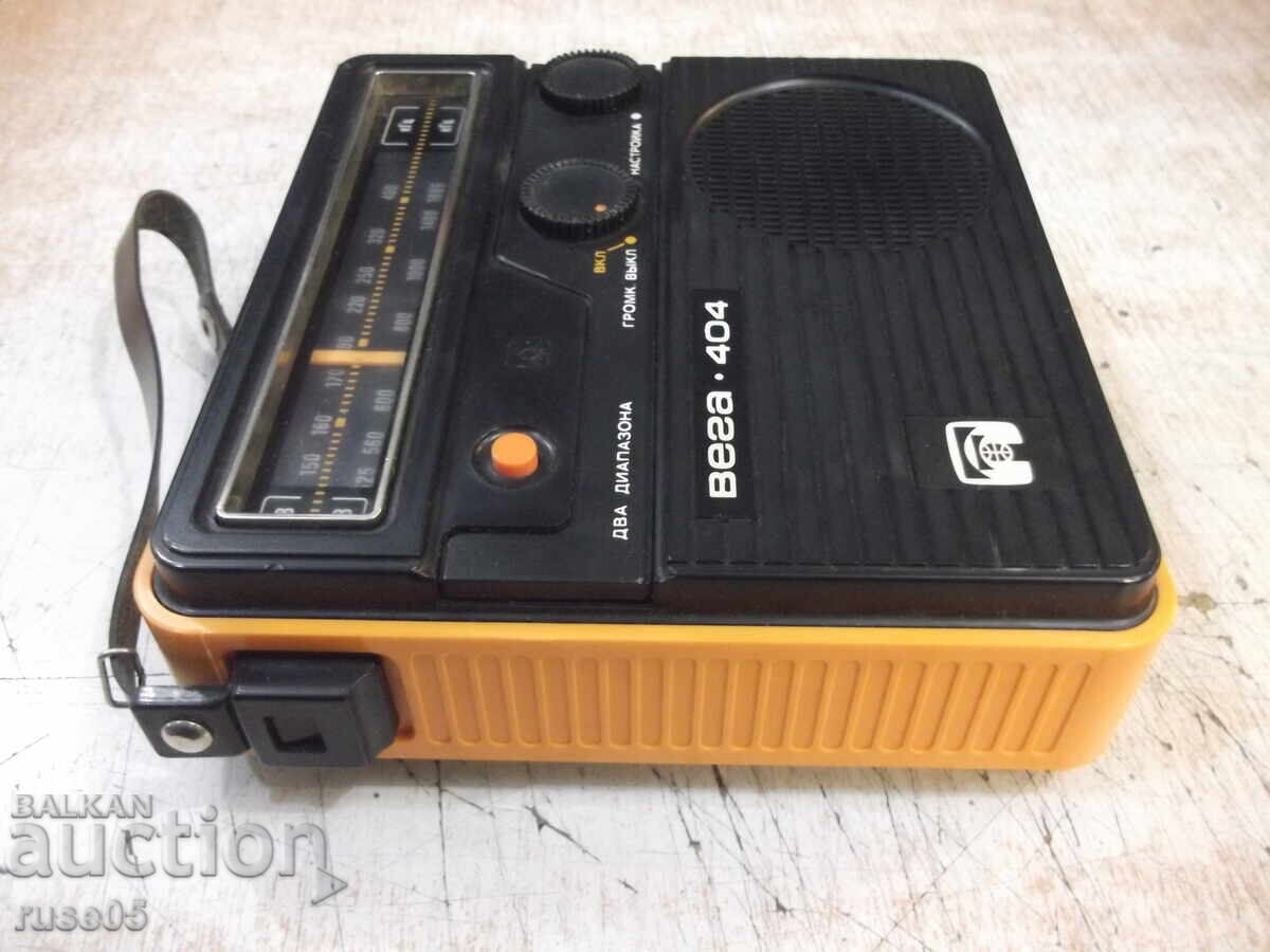 Παράδοση Ραδιόφωνο τρανζίστορ "Βέγκα - 404" σοβιετικό λειτουργικό Παράδοση Ραδιόφωνο τρανζίστορ "Βέγκα - 404" σοβιετικό λειτουργικό