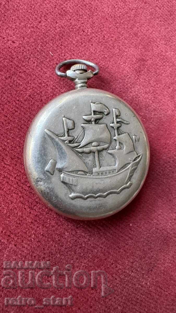 Παράδοση Κεραυνός, δουλεύει! Παράδοση Κεραυνός, δουλεύει!