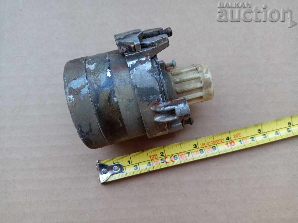 Auction  Antique Phosphorescent BMP Armored Infantry Fighting Vehicle Device