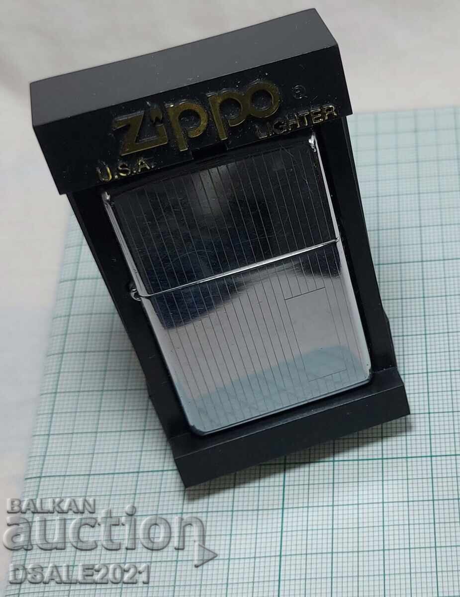 ZIPPO gasoline lighter, box, certificate /ds1371 - 6 ZIPPO gasoline lighter, box, certificate /ds1371 - 6