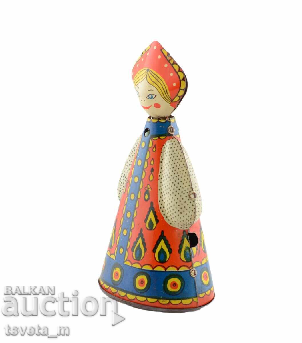 Livrarea Păpușă metalică / din tablă, cu mecanism, URSS, jucării pentru copii Livrarea Păpușă metalică / din tablă, cu mecanism, URSS, jucării pentru copii