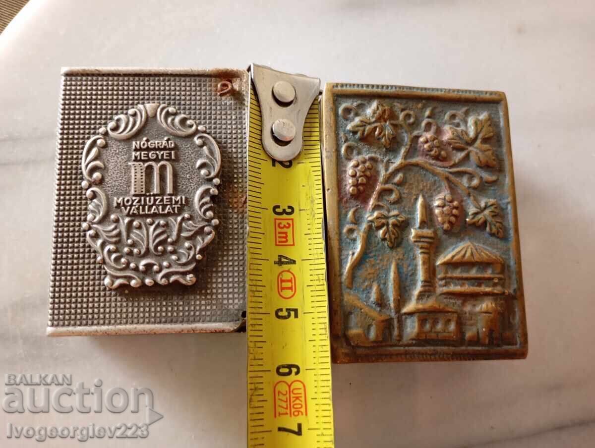 Set of hardware for a matchbox and ashtray with price 56.00 BGN | € 28.63