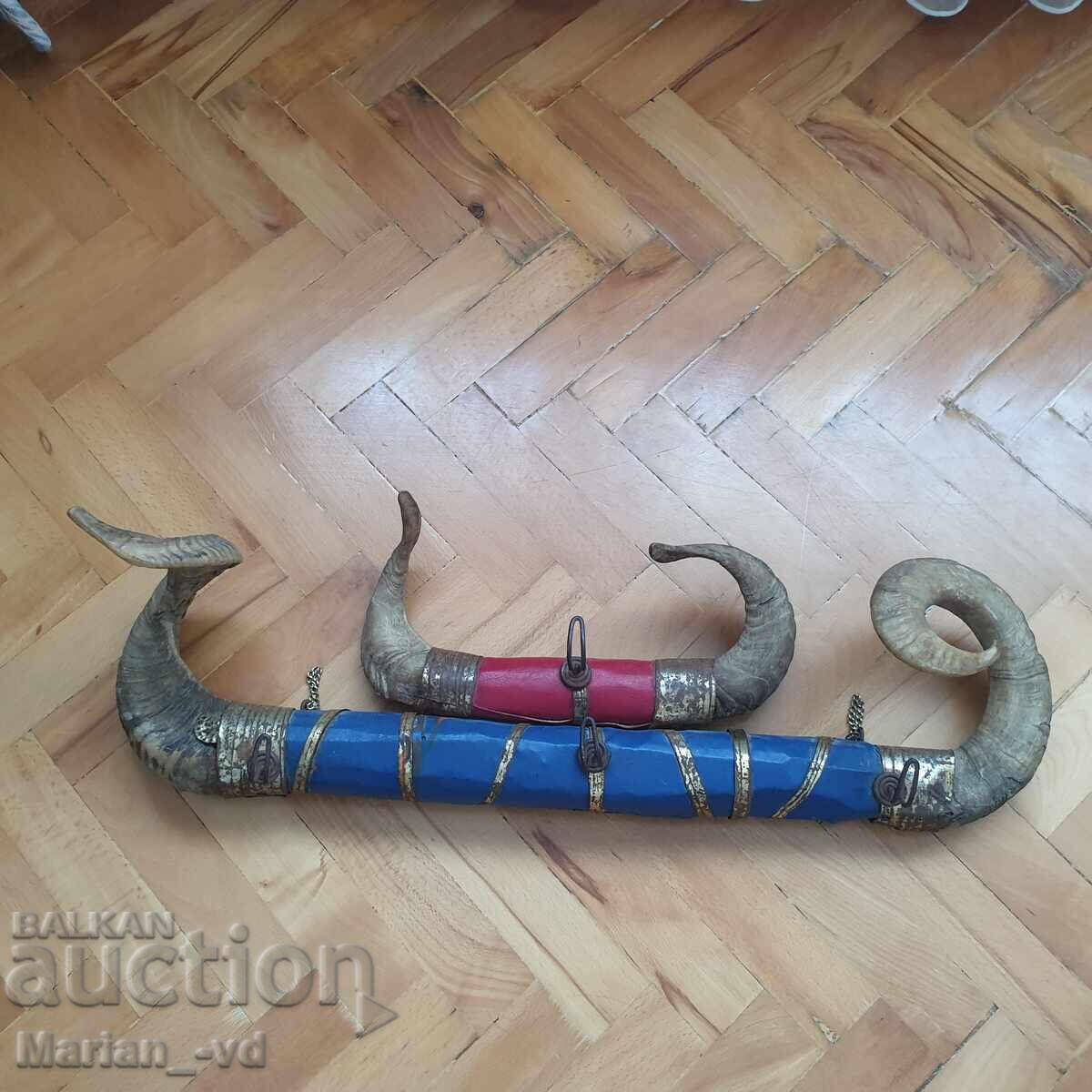 Delivery of Horn hanger