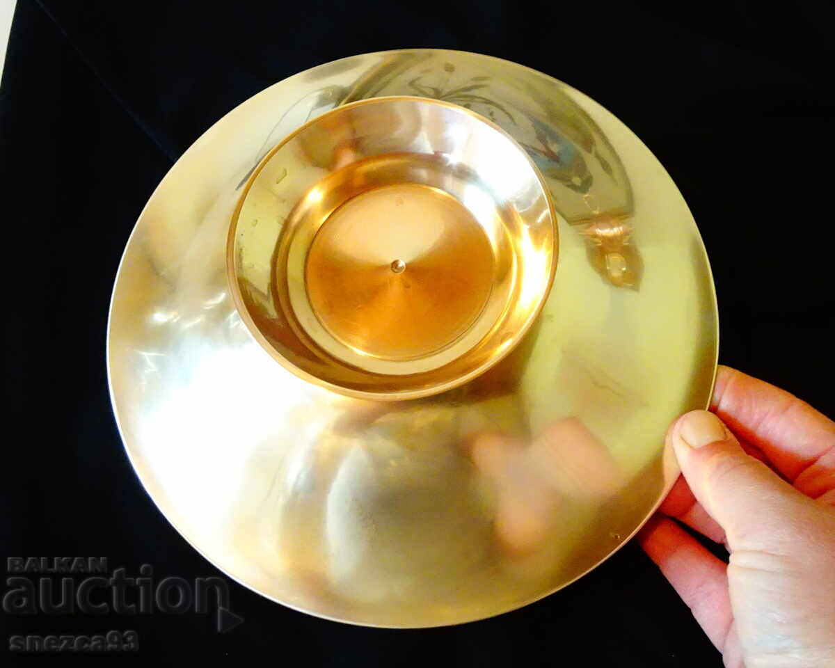 Παράδοση Ψηλή χάλκινη φρουτιέρα με παπαγάλους 430 γρ Παράδοση Ψηλή χάλκινη φρουτιέρα με παπαγάλους 430 γρ