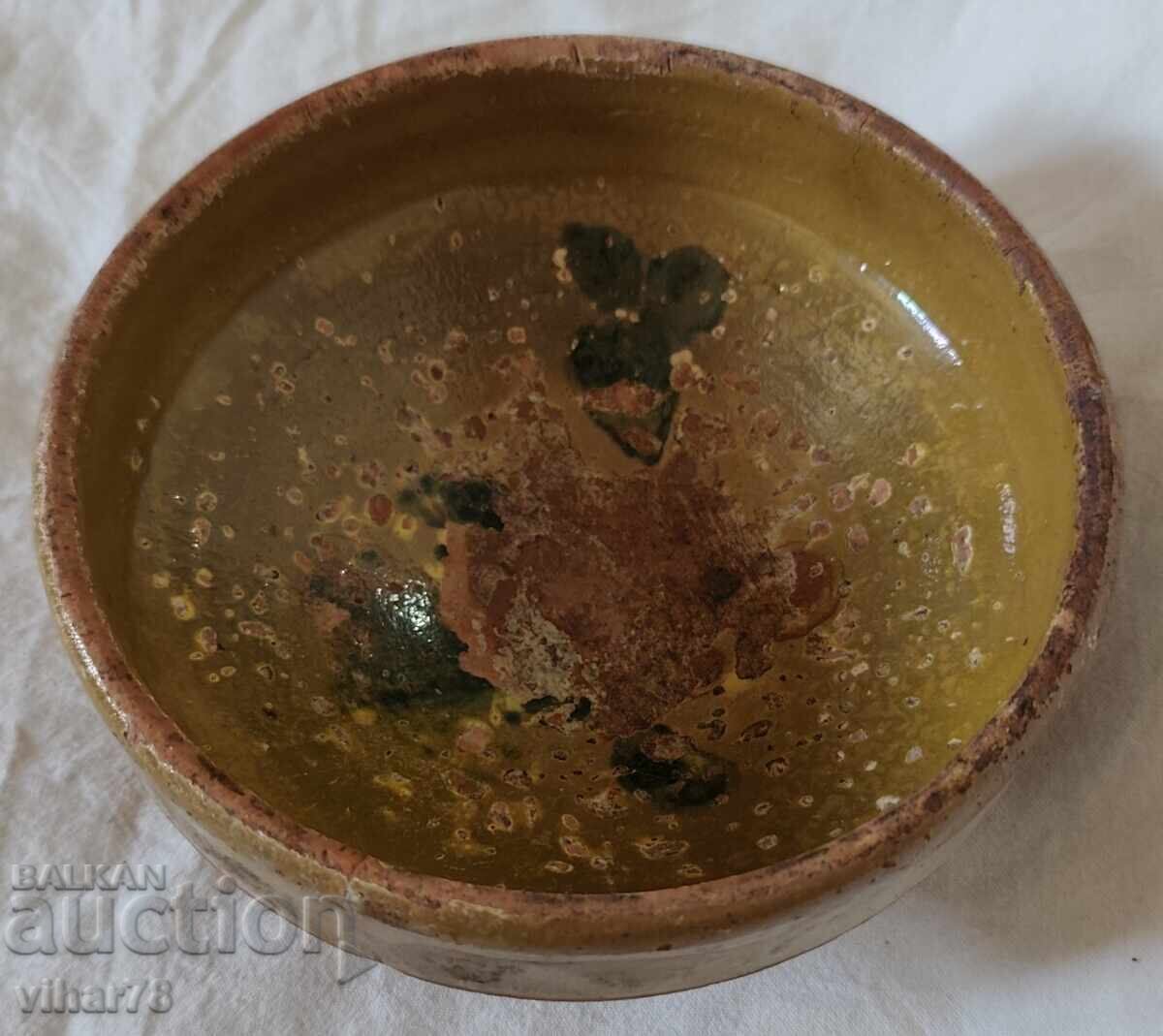 Стара керамична паница с цена 25.99 лв. | € 13.29