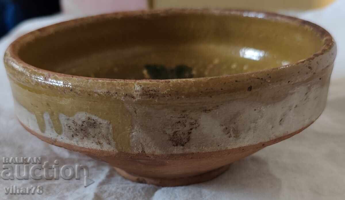 Стара керамична паница