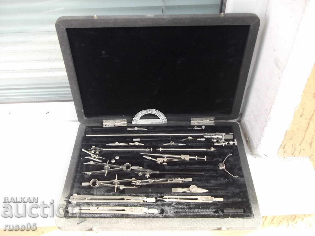 Pergeli set "Drafting Set - U 32-L" Soviet