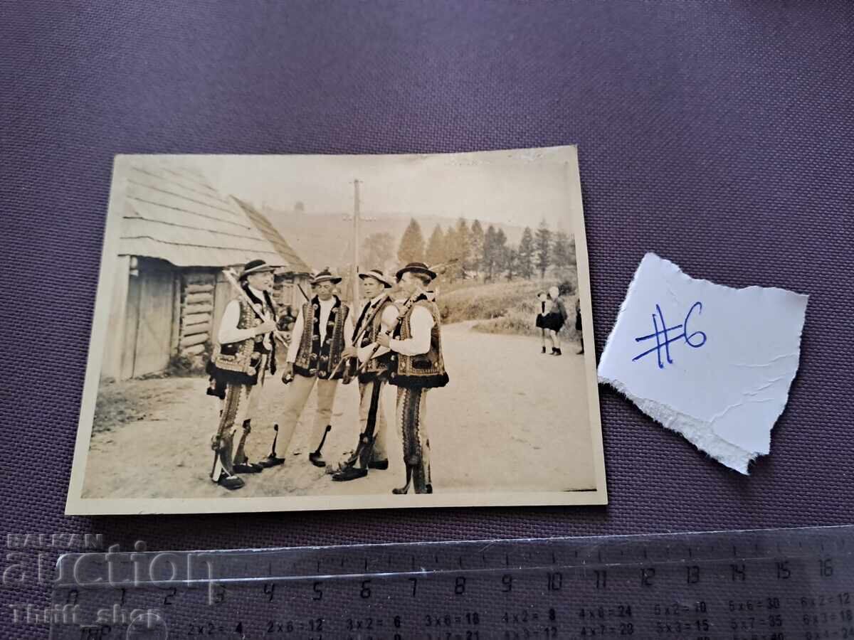 Γραμματόσημο/Φωτογραφία - Παραδοσιακές φορεσιές