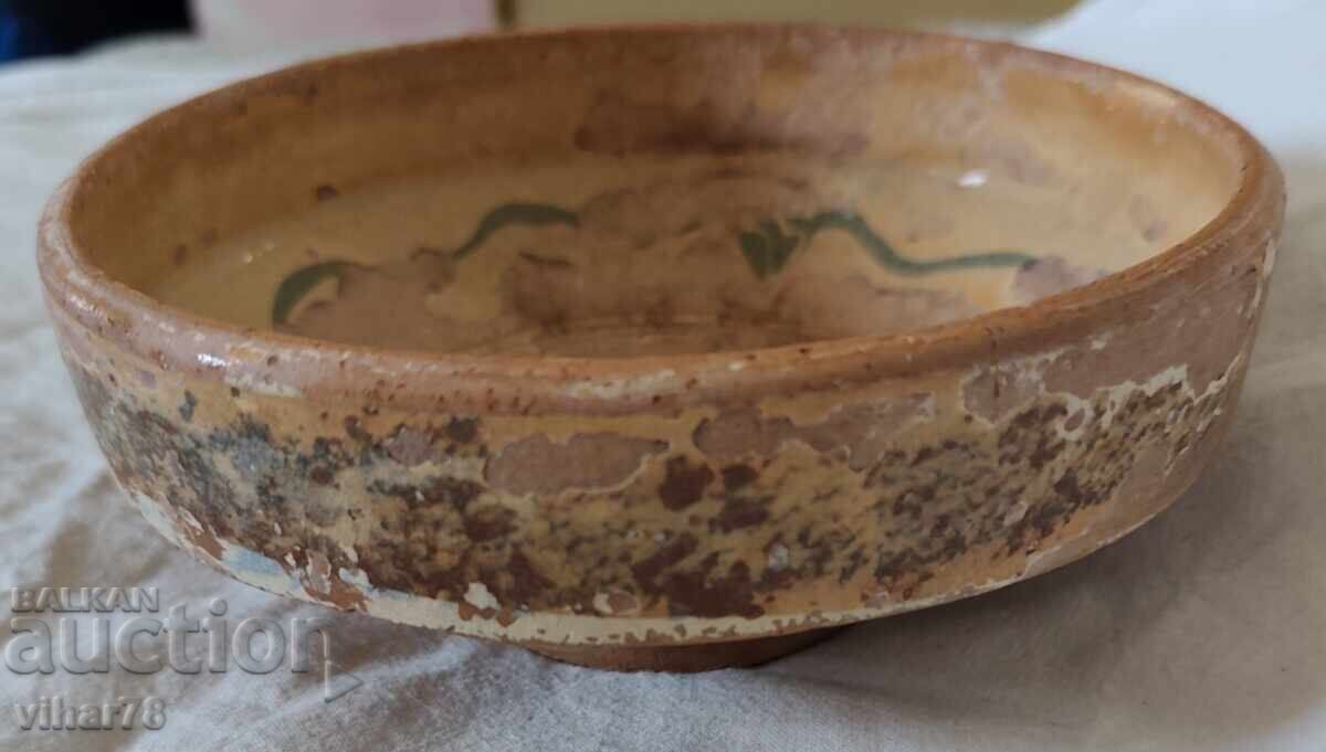 Παλιό κεραμικό δοχείο