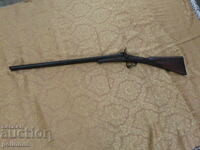 Pușcă cu știfturi