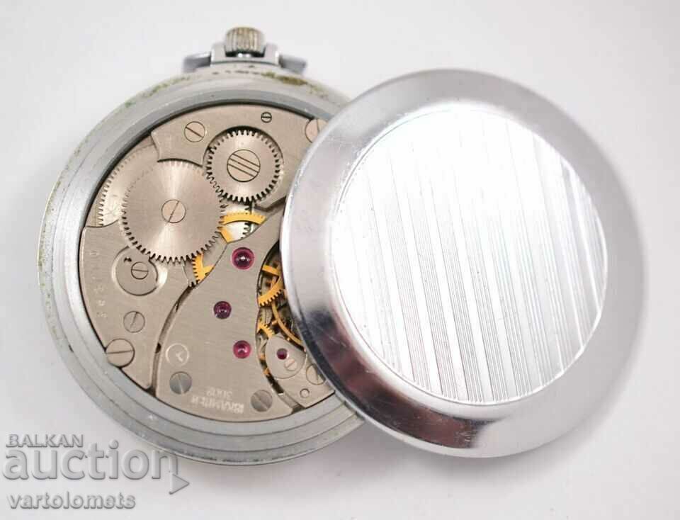 Παράδοση Ρολόι τσέπης MOLNIYA USSR - λειτουργεί