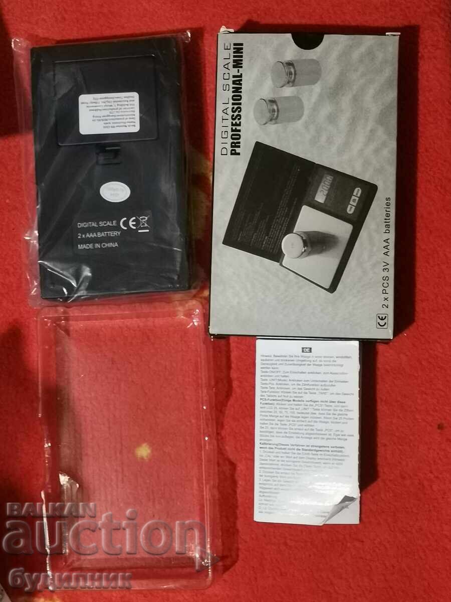 Cântar de bijuterii nou-nouț până la 300 de Grame BZC. Vând peste 100 cu preț 9.99 BGN | € 5.11 Cântar de bijuterii nou-nouț până la 300 de Grame BZC. Vând peste 100 cu preț 9.99 BGN | € 5.11