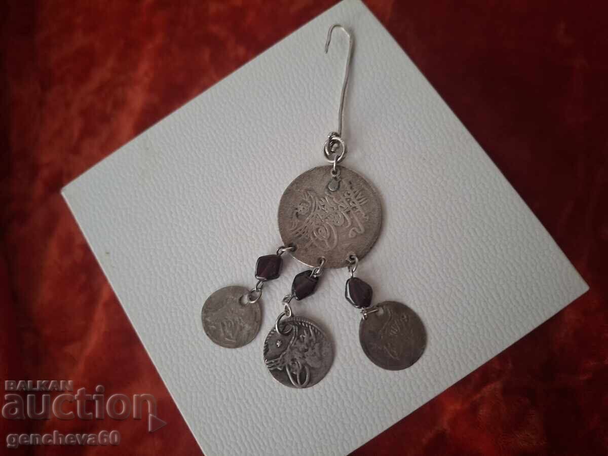 Възрожденск трепка забодка със сребърни акчета с цена € 25.00 | 48.90 лв.