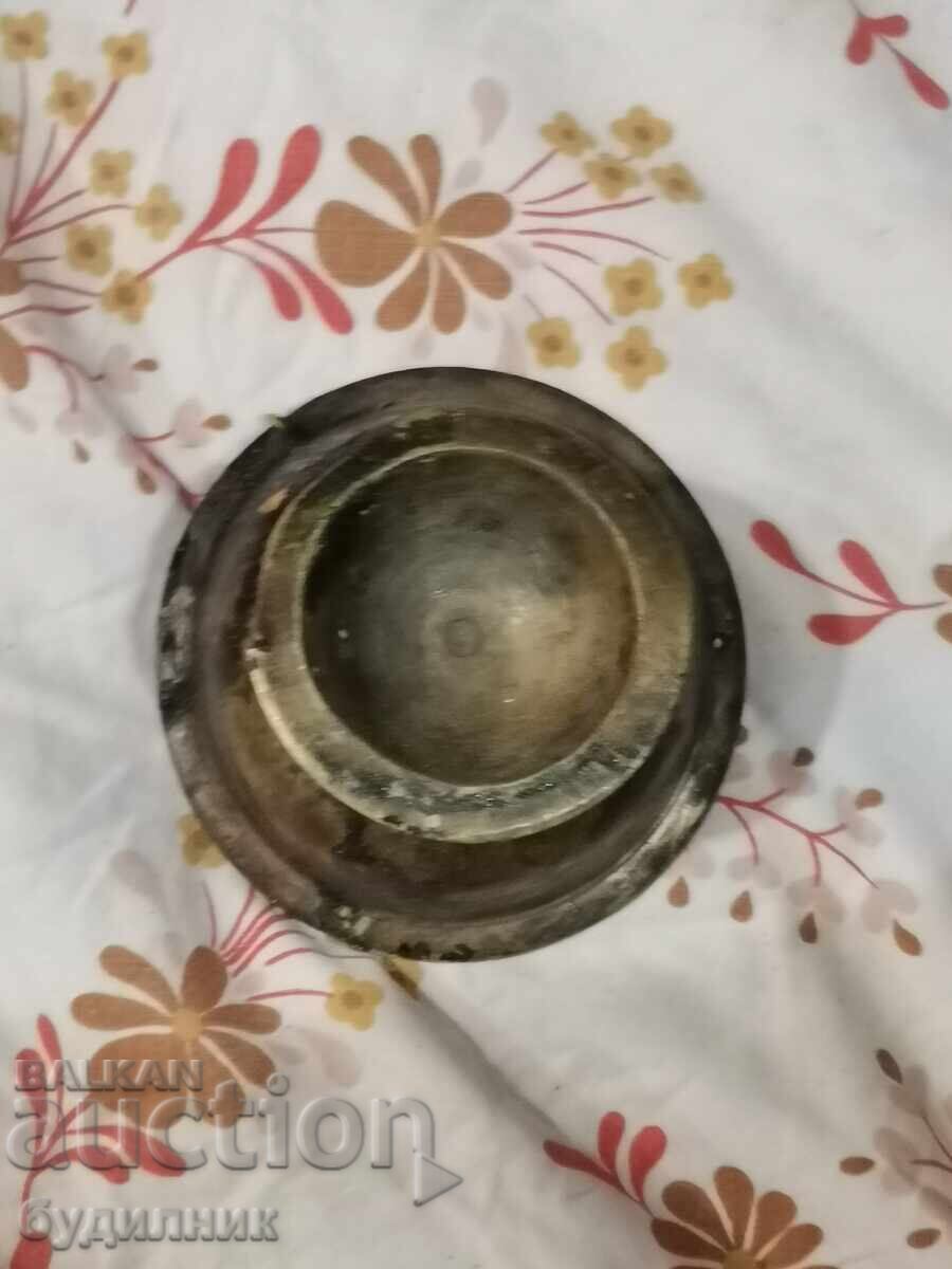 Delivery of Bronze oil lamp BZTs. Dimensions in photos. I'm listing over 100