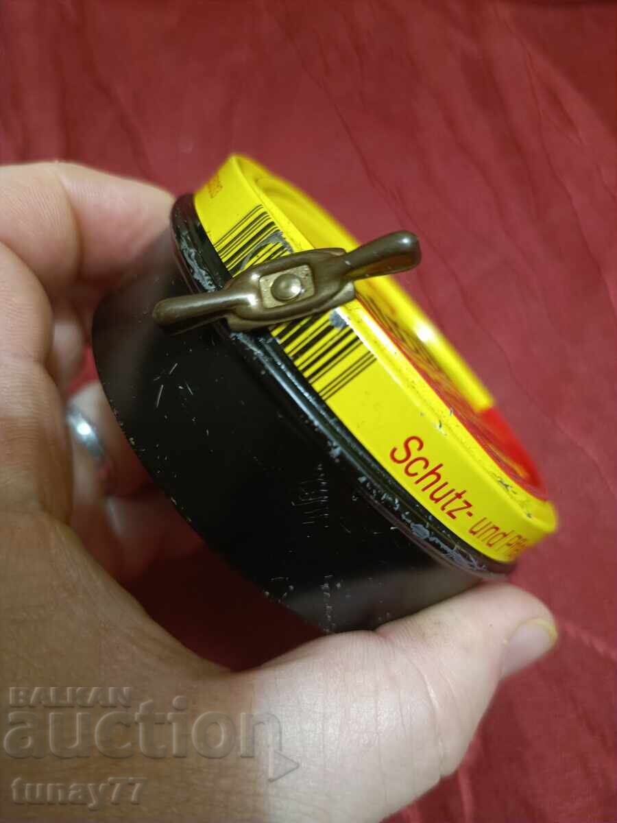 Παράδοση Μαύρο κερί για λείο δέρμα Centralin Centerlin