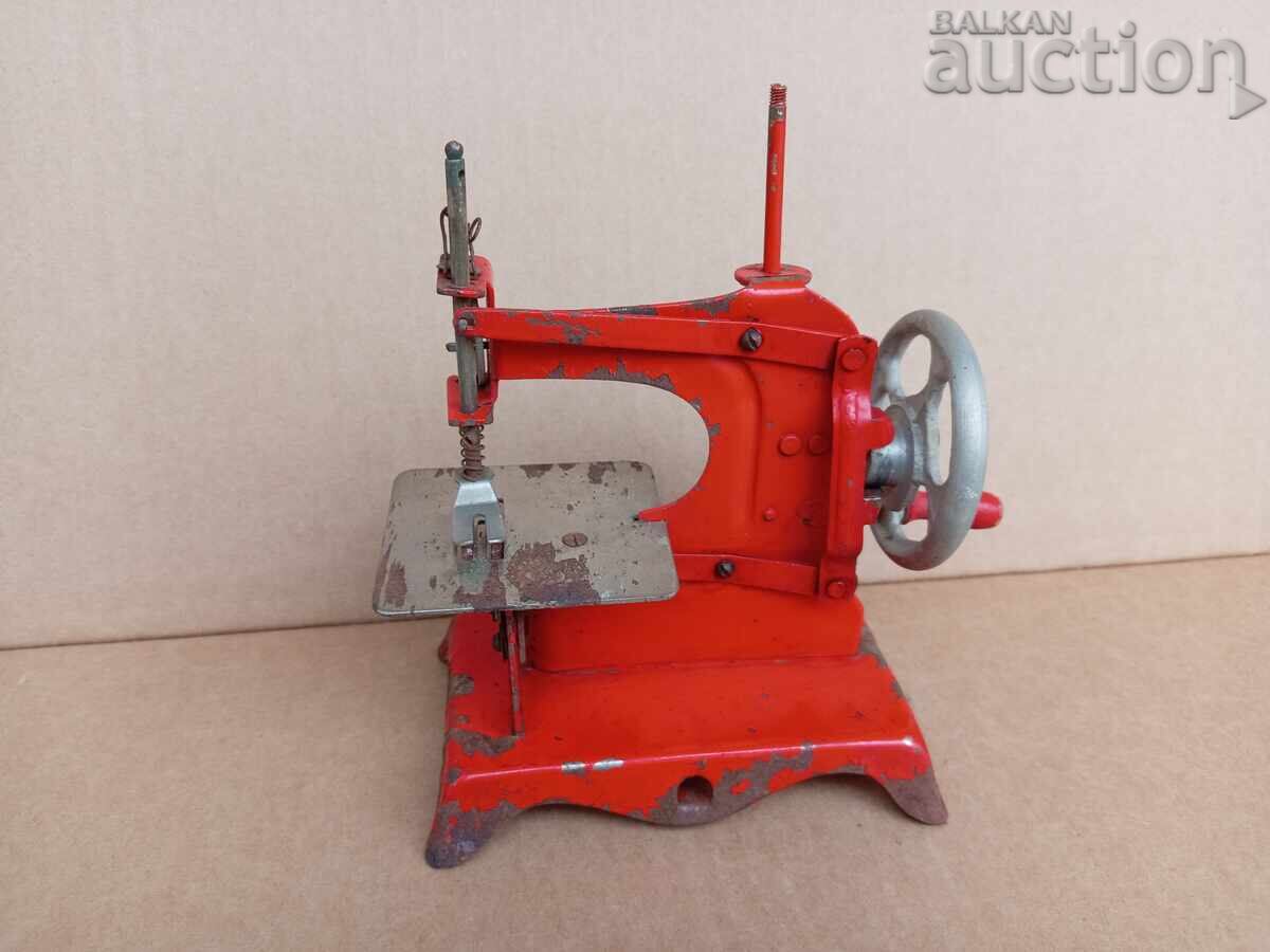 Δημοπρασία Λαμαρινένιο μεταλλικό παιχνίδι ραπτομηχανή δεκαετίας του 1960