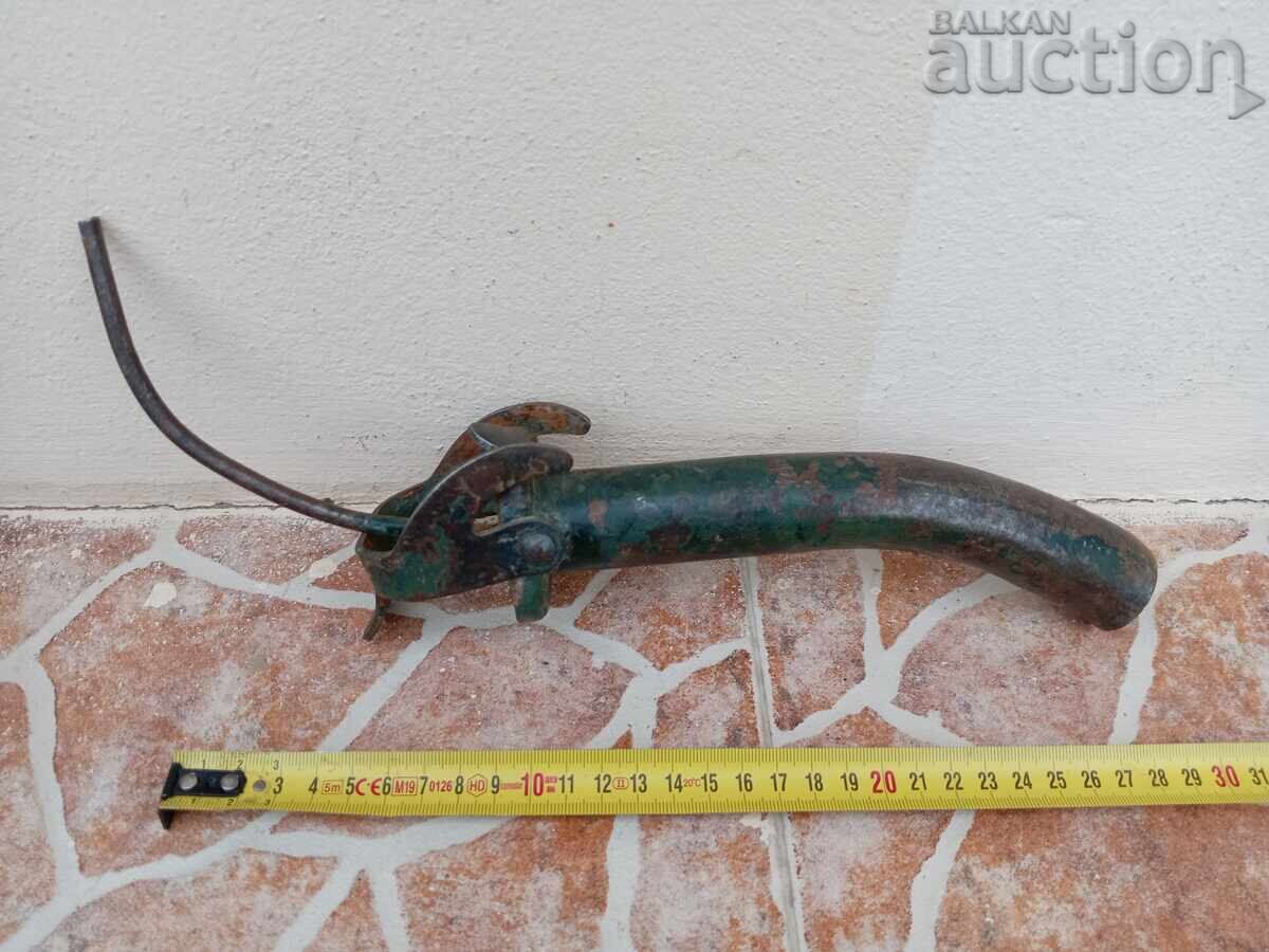 Μεγάλο στόμιο για μεταλλικό δοχείο καυσίμου 20λ με τιμή 31.00 BGN | € 15.85