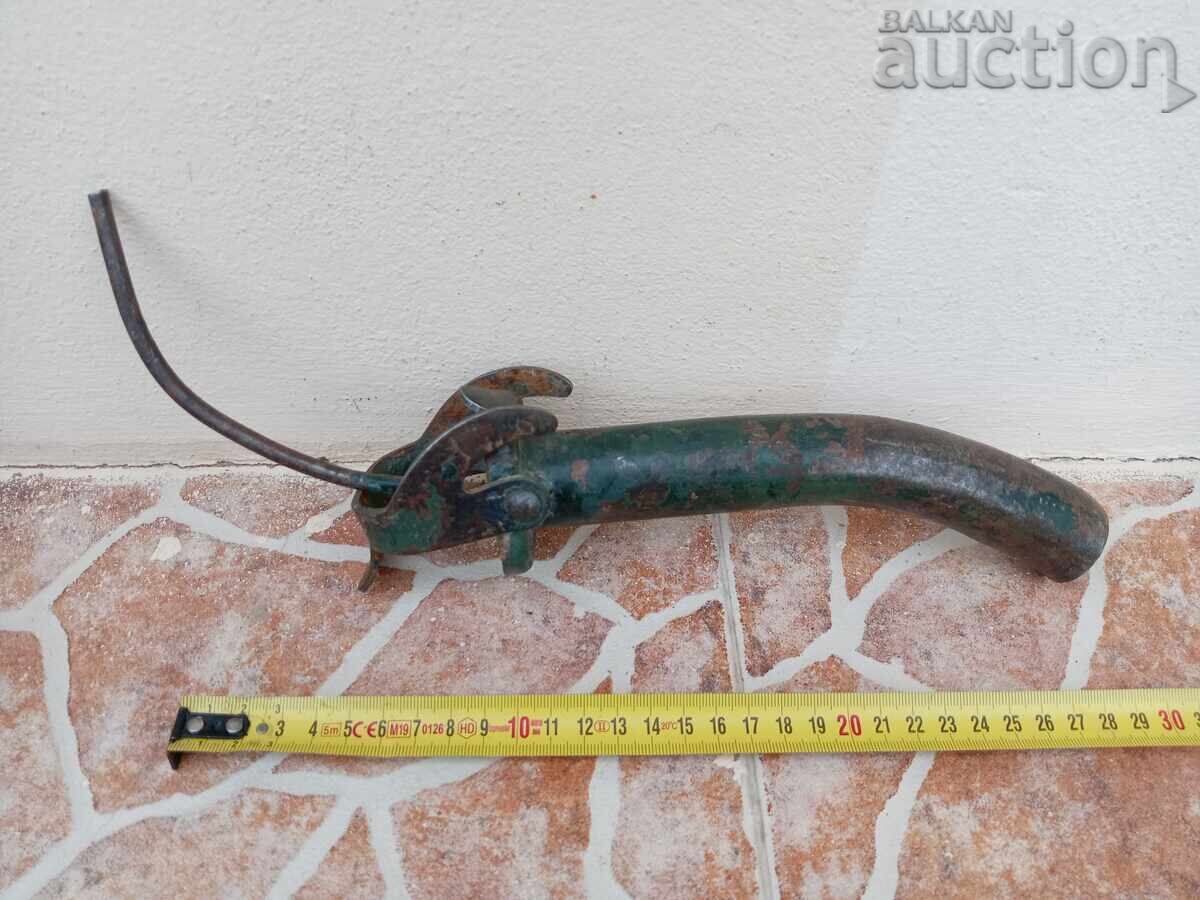 Δημοπρασία Μεγάλο στόμιο για μεταλλικό δοχείο καυσίμου 20λ