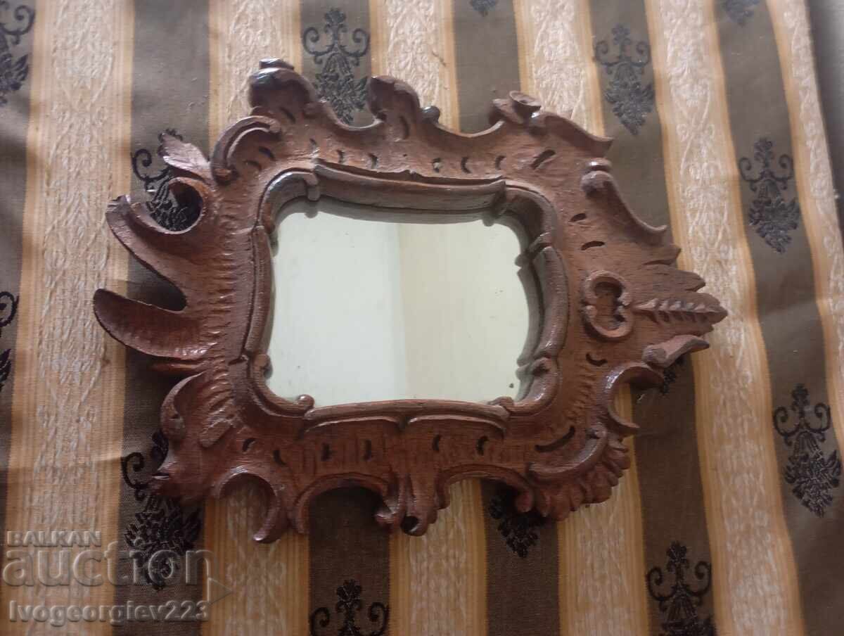 Baroque Wall Mirror with price 70.00 BGN | € 35.79 Baroque Wall Mirror with price 70.00 BGN | € 35.79