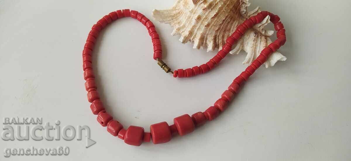 Old necklace made of natural red coral - 6
