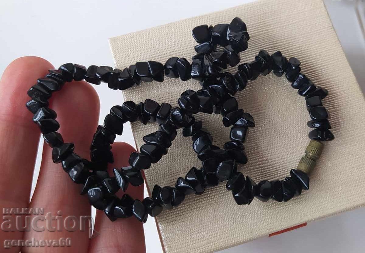 Παράδοση Παλιό κολιέ από φυσικό μαύρο τουρμαλίνη