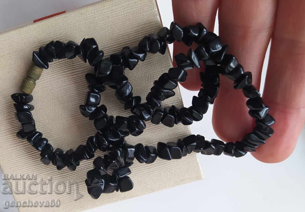 Παλιό κολιέ από φυσικό μαύρο τουρμαλίνη