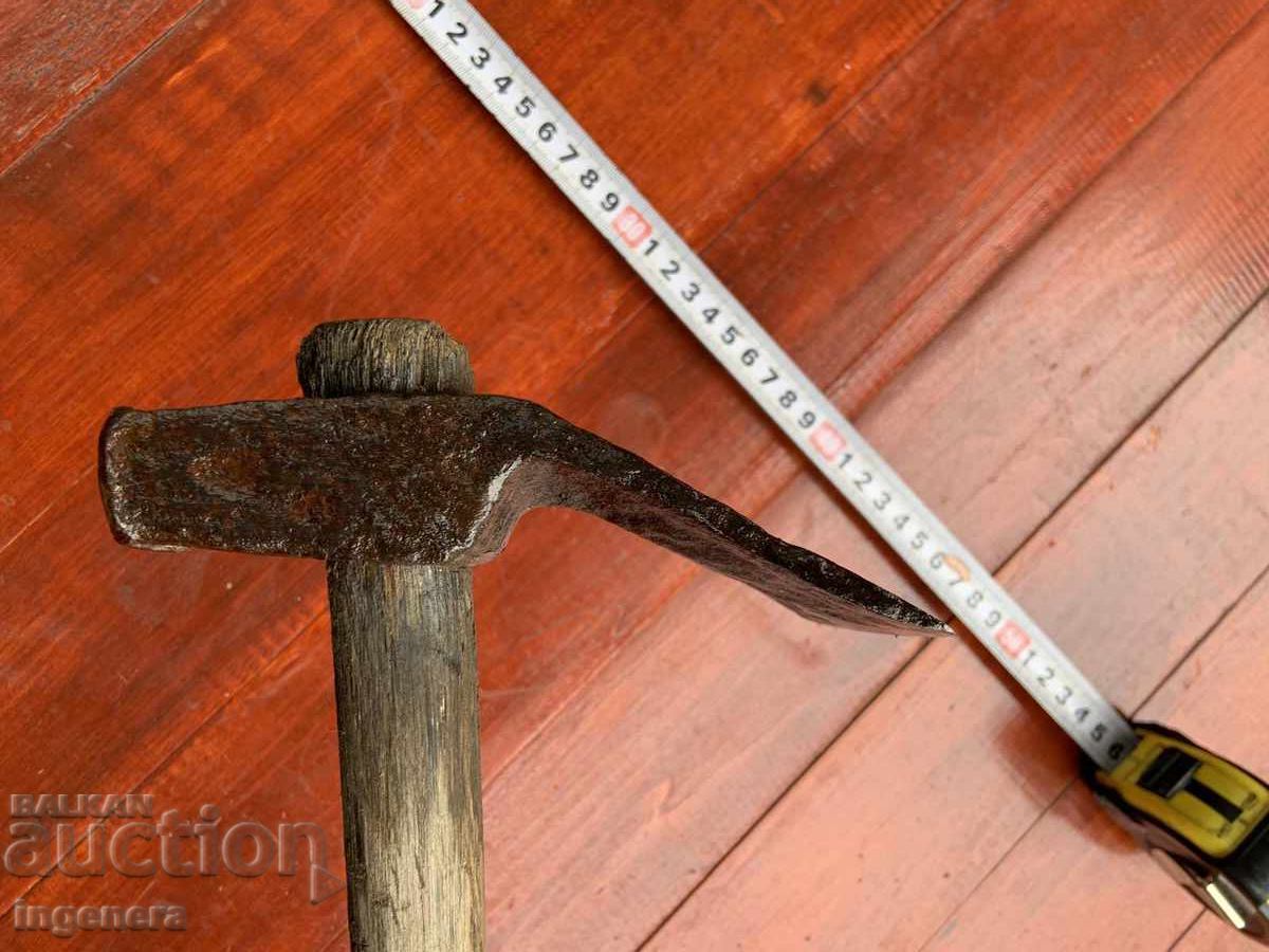 Auction TESLA CHUCK SECIVO ONE HUNDRED YEAR OLD TOOL Auction TESLA CHUCK SECIVO ONE HUNDRED YEAR OLD TOOL