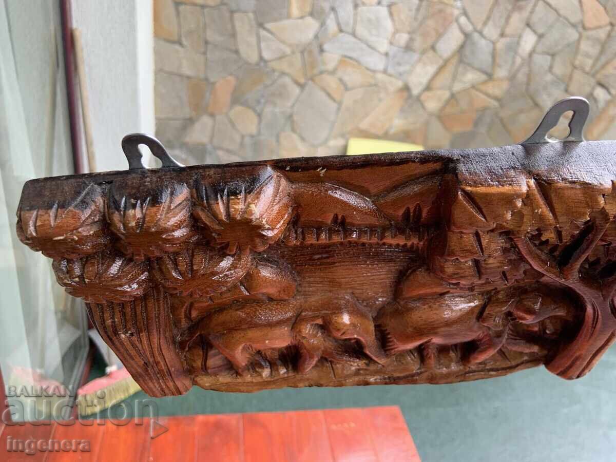 Delivery of PANEL WOOD WOODCARVING DEEP RELIEF