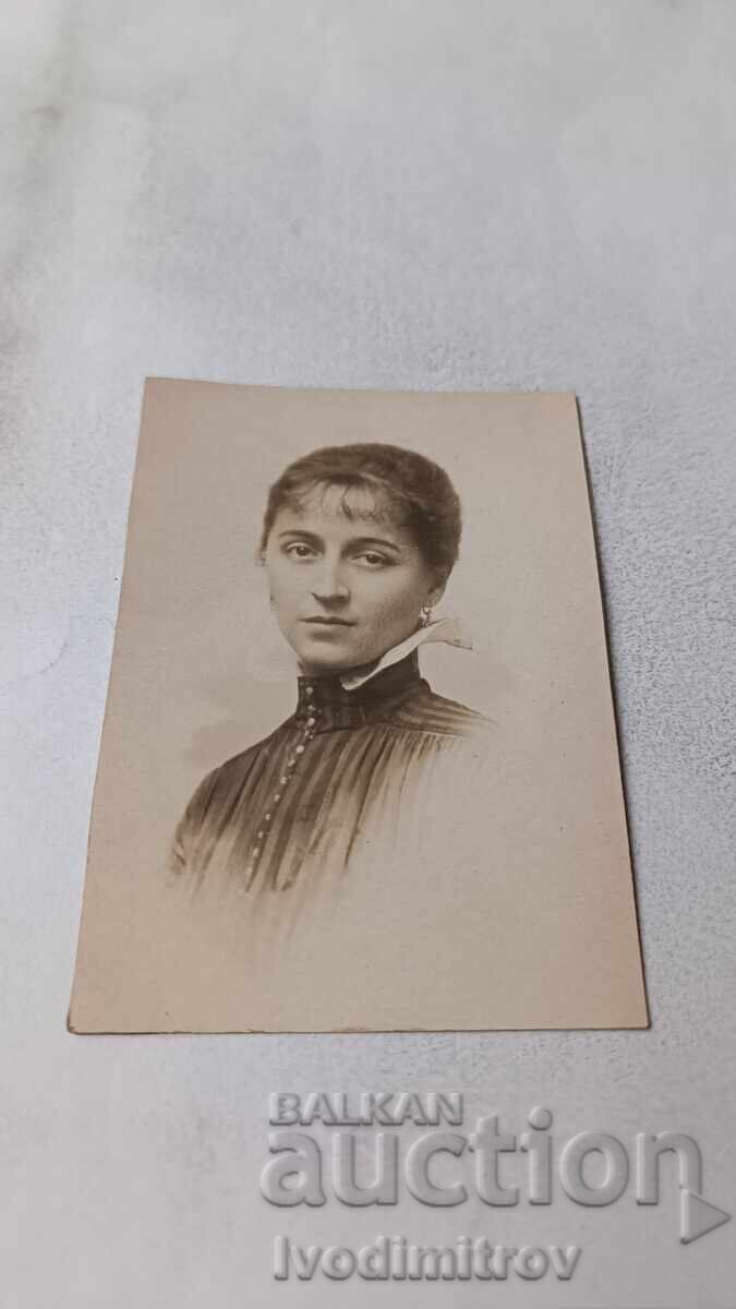 Φωτογραφία Νεαρό κορίτσι Φωτογραφία Νεαρό κορίτσι